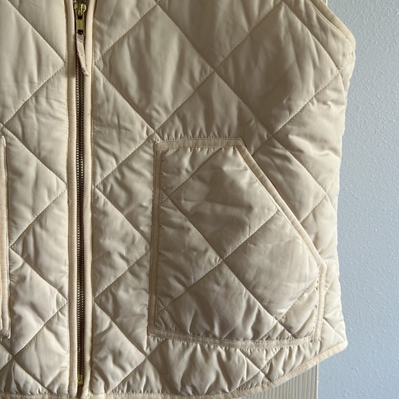 J Crew Mercantile Quilted Vest - Picture 2 of 4
